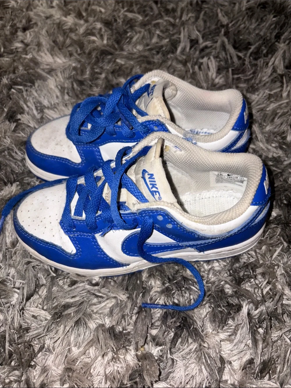 Nike Kids White and Blue Low-Top Sneakers